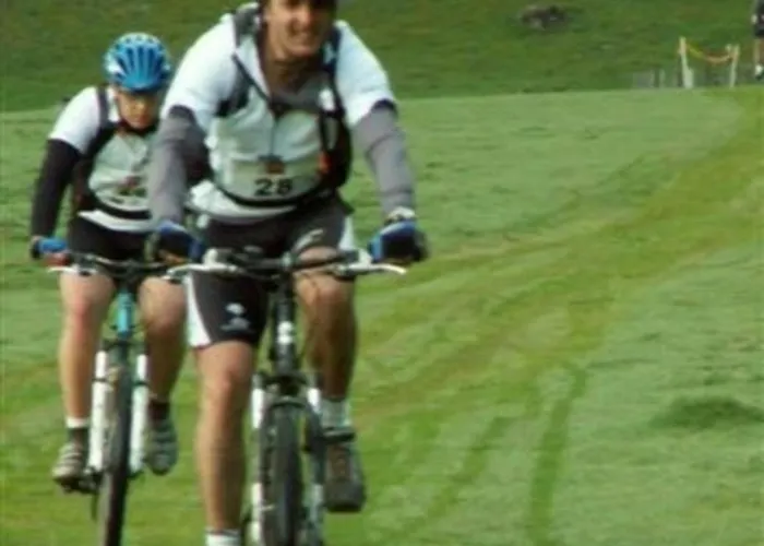 4 Personnes Avec Balcon - La Mongie, Pres Des Pistes - Fr-1-404-100 アパート